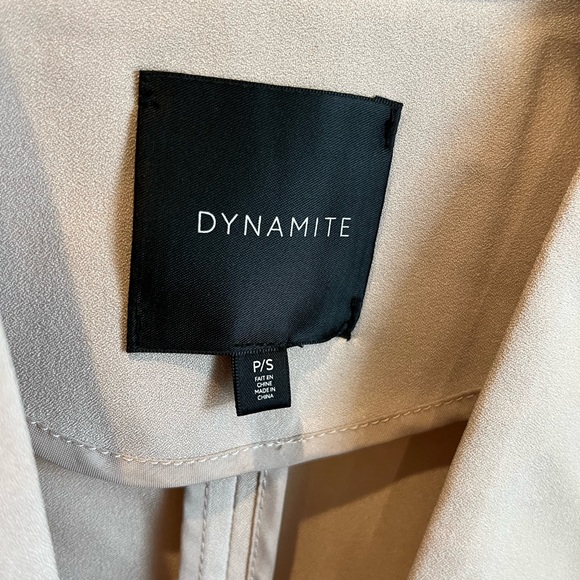 Lightweight relaxed blazer with scrunched sleeves - Picture 3 of 3